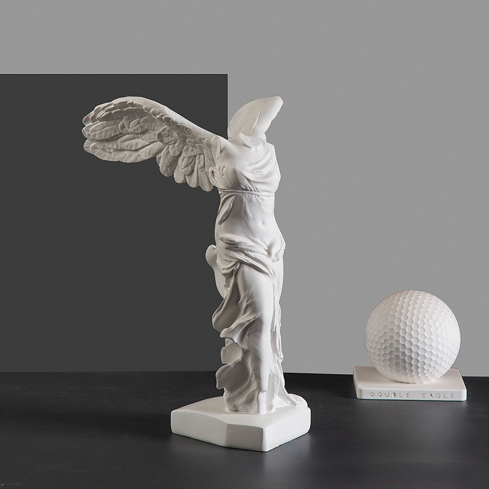 Statua della dea della vittori - Home Office Bookshelves recensione e prezzo
