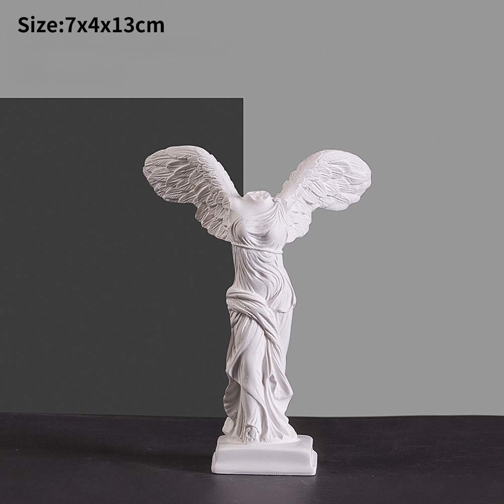 Statua della dea della vittori - Home Office Bookshelves recensione e prezzo